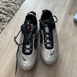 Nike Youth Air MX 720-818 GS 'Metallic Silver'